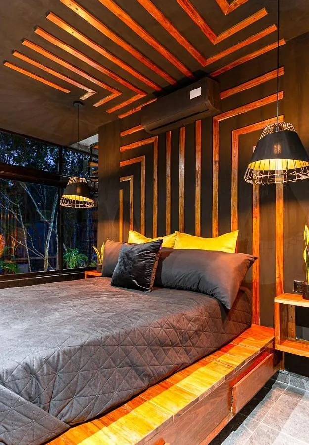 K NAJ- Tiny House con cenote natural privado. 0*, Tulum
